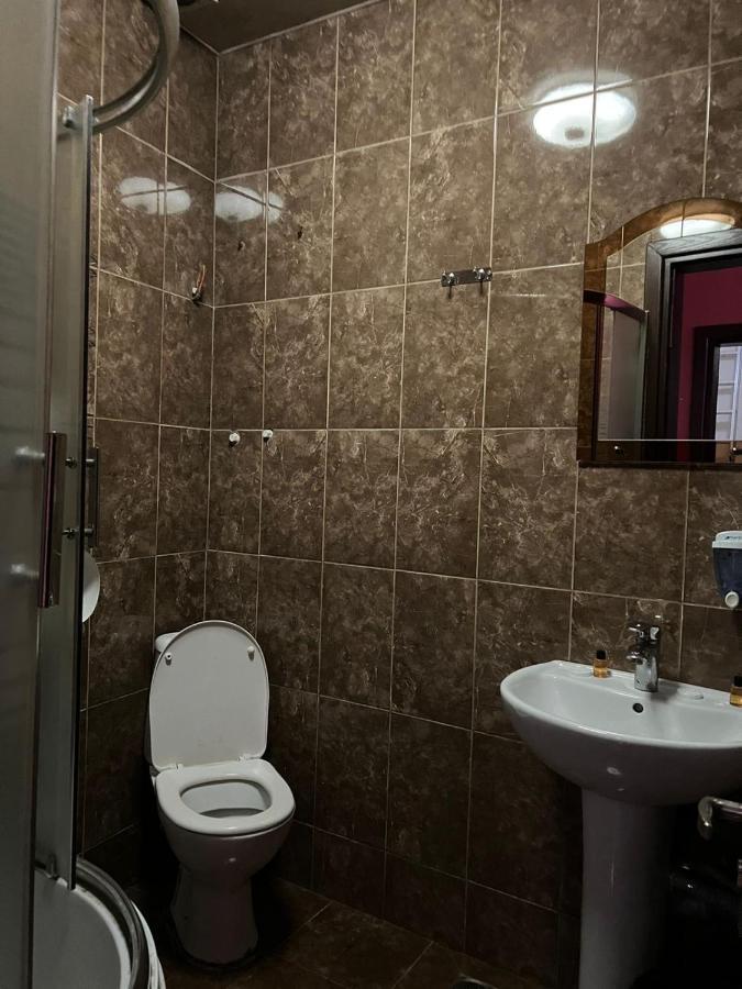 Hotel Albatros Batumi Exterior photo