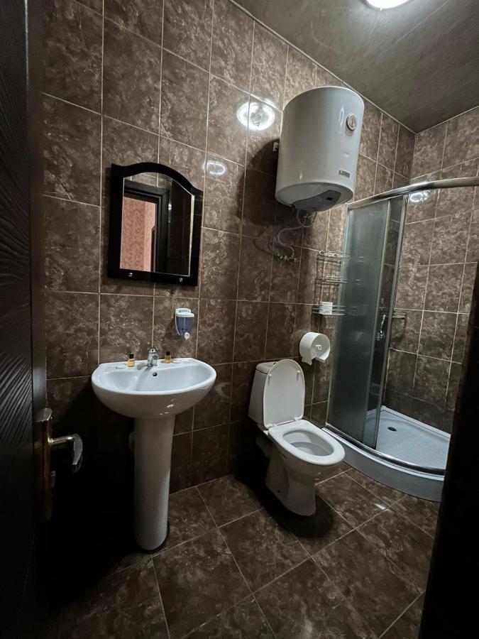 Hotel Albatros Batumi Exterior photo